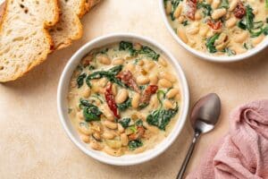 a bowl of creamy chickpeas